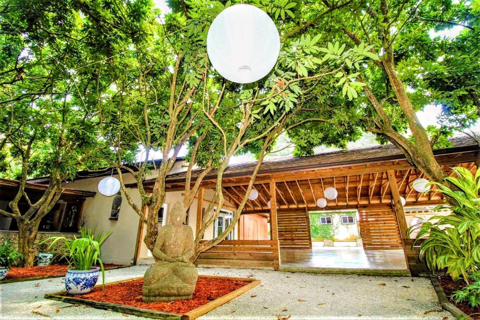 Exclusive Lake Tiny House In Beautiful Japanese Garden โฮมสเตด ภายนอก รูปภาพ